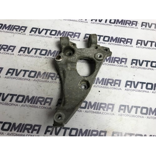 Кронштейн генератора Peugeot 308 1.6BlueHDI 2013-2021 9672950980
